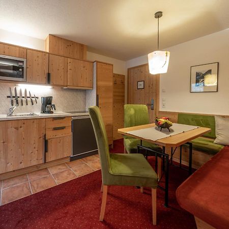 Schoenblick - Gurgl B&B โอเบอร์กัวร์เกิล ภายนอก รูปภาพ
