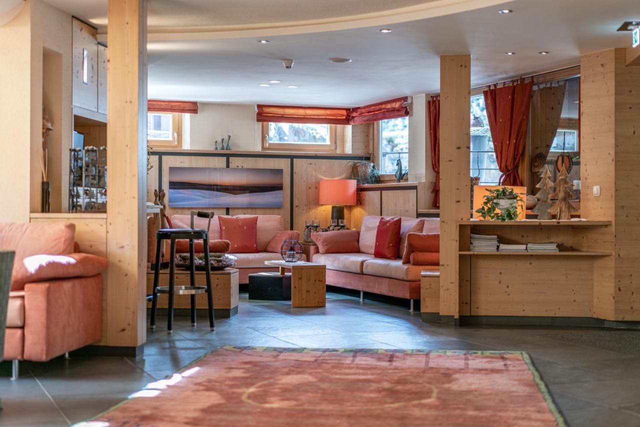 Schoenblick - Gurgl B&B โอเบอร์กัวร์เกิล ภายนอก รูปภาพ