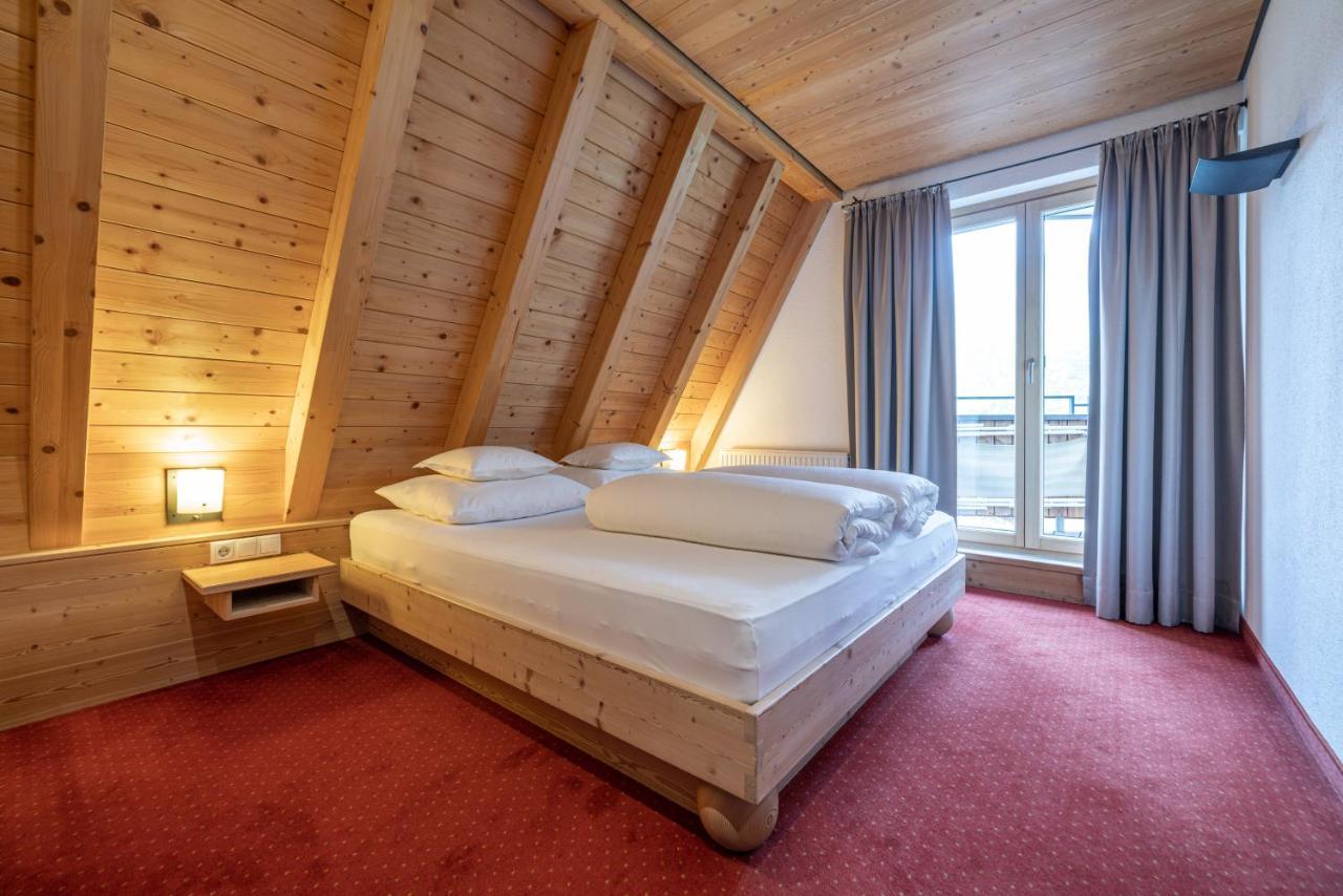 Schoenblick - Gurgl B&B โอเบอร์กัวร์เกิล ภายนอก รูปภาพ