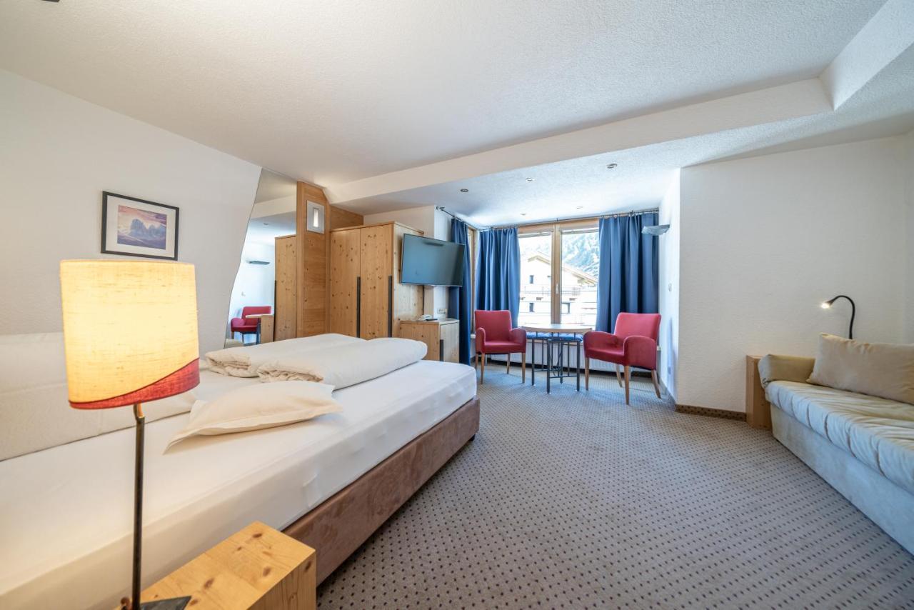 Schoenblick - Gurgl B&B โอเบอร์กัวร์เกิล ภายนอก รูปภาพ