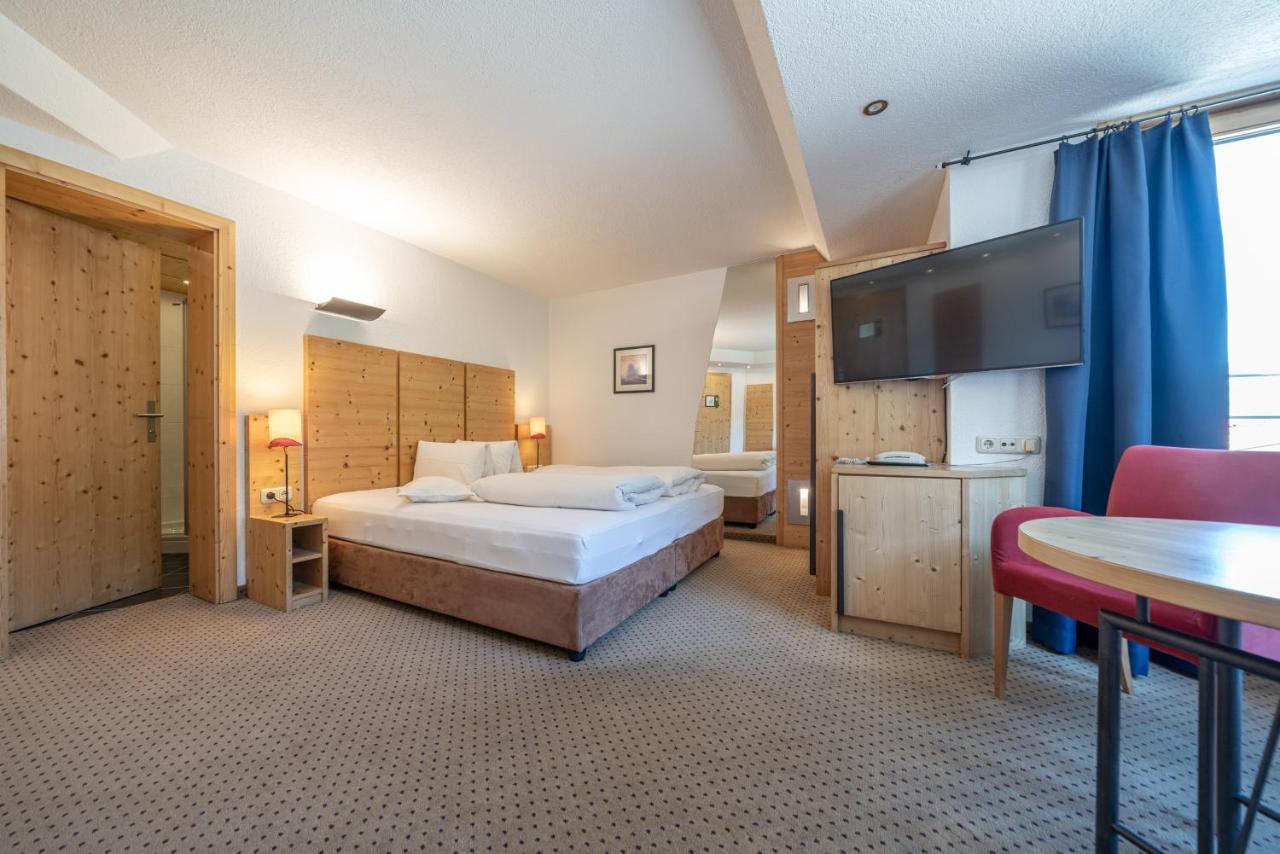 Schoenblick - Gurgl B&B โอเบอร์กัวร์เกิล ภายนอก รูปภาพ