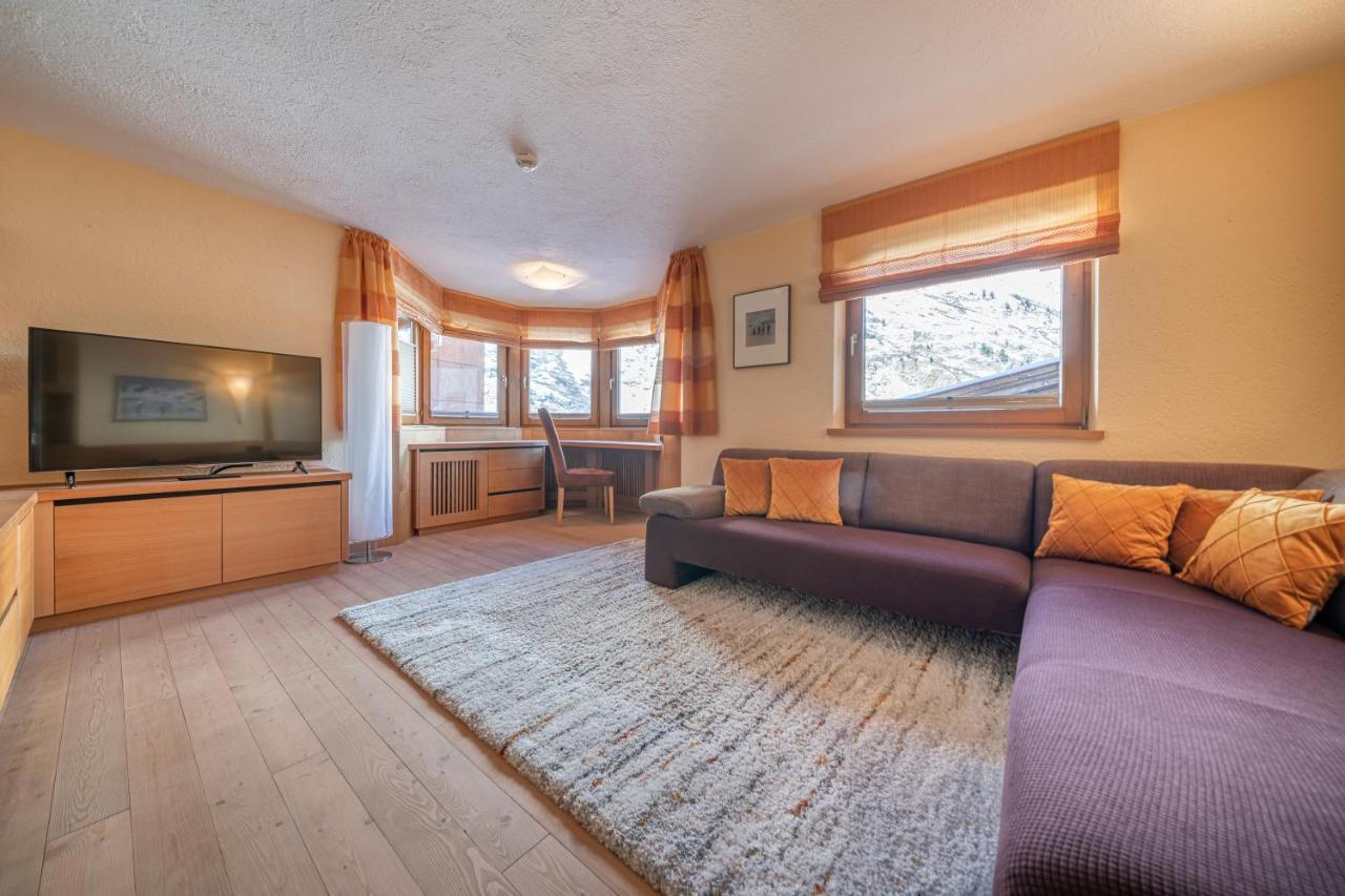 Schoenblick - Gurgl B&B โอเบอร์กัวร์เกิล ภายนอก รูปภาพ