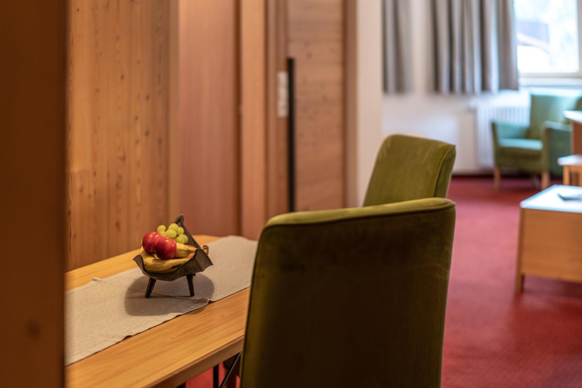 Schoenblick - Gurgl B&B โอเบอร์กัวร์เกิล ภายนอก รูปภาพ
